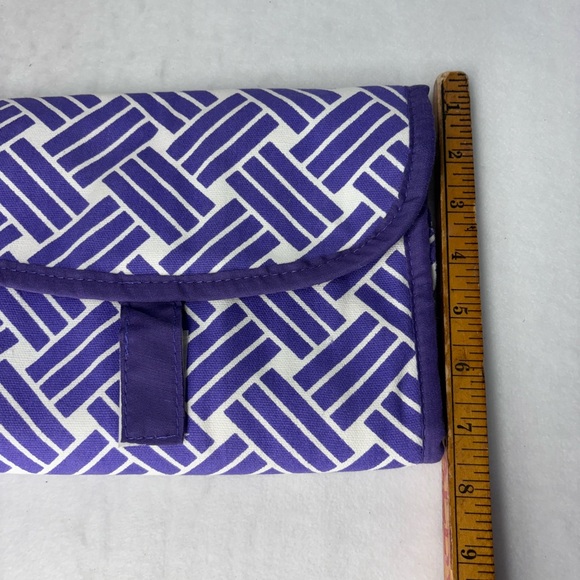 Buckhead Betties travel cosmetic case. Purple and white. NWT - Picture 5 of 10